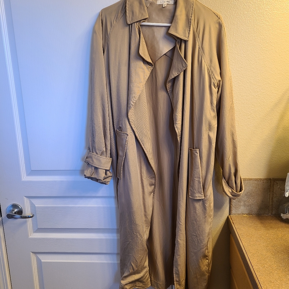 Bohme Soft Tan Spring Trench